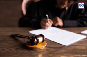 defensa jurídica el asegurado tiene derecho a elegir abogado